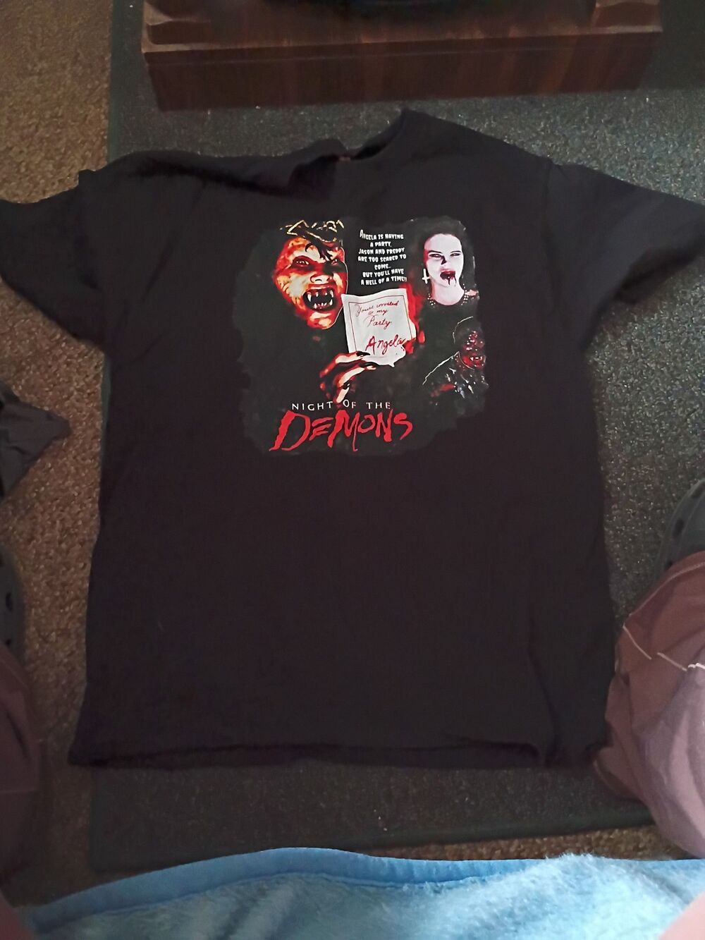 Men's size large Night of the demons t shirt-055d1